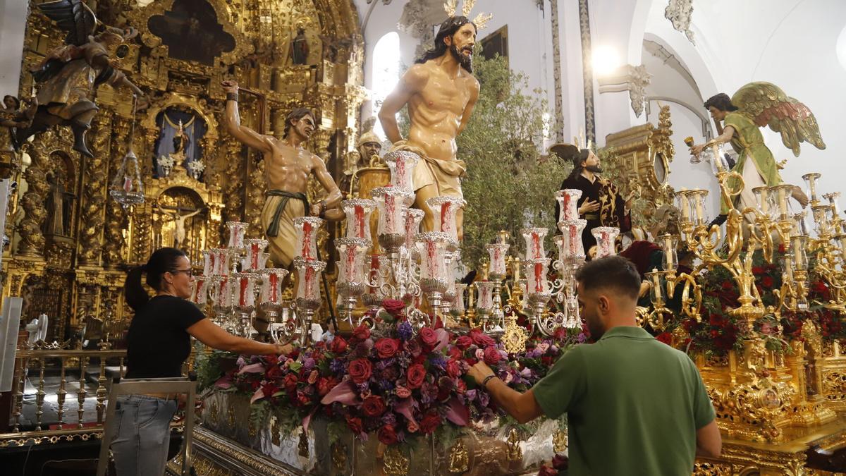 Últimos reparativos del Magno Vía Crucis.