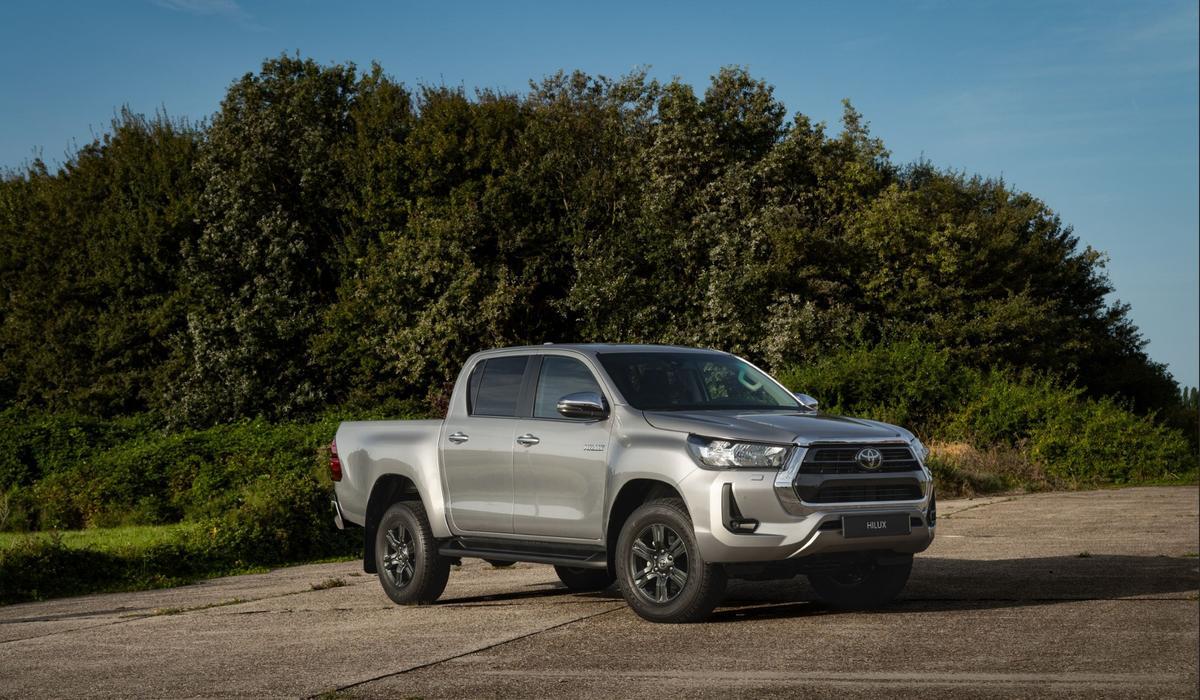 Pick up Toyota Hilux.