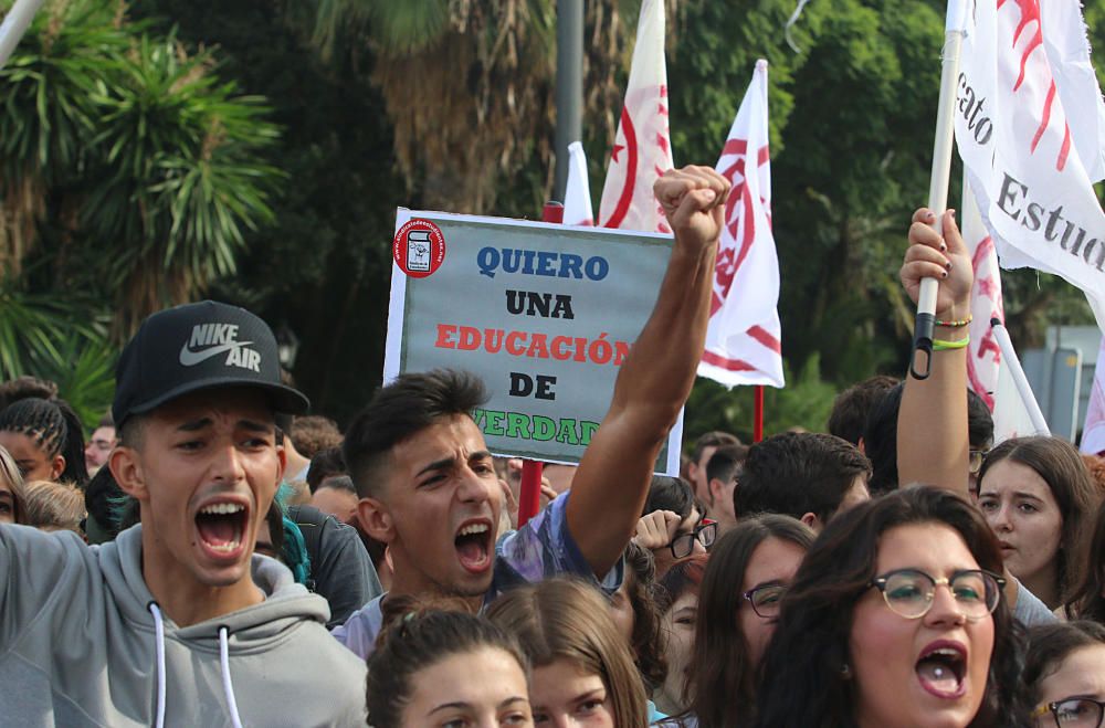 Manifestación contra la reválida en Málaga