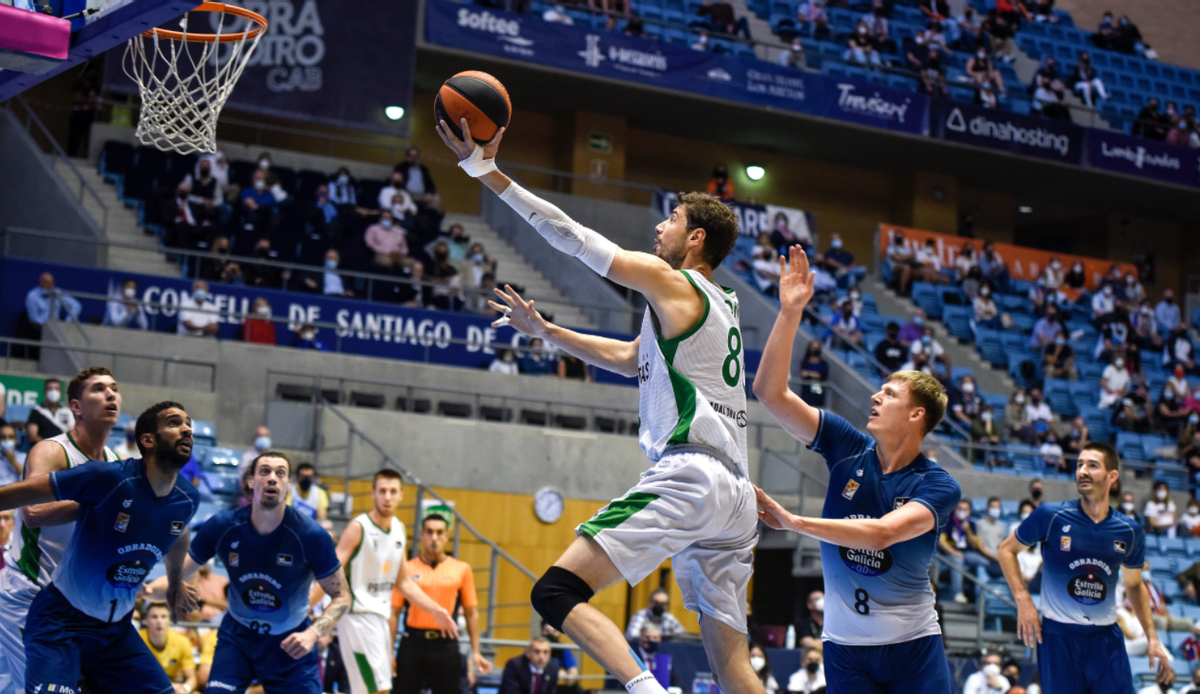 La Penya cau en l’últim segon a la pista de l’Obradoiro