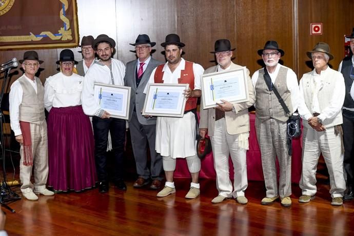 Entrega de los premios Cachorros de Honor