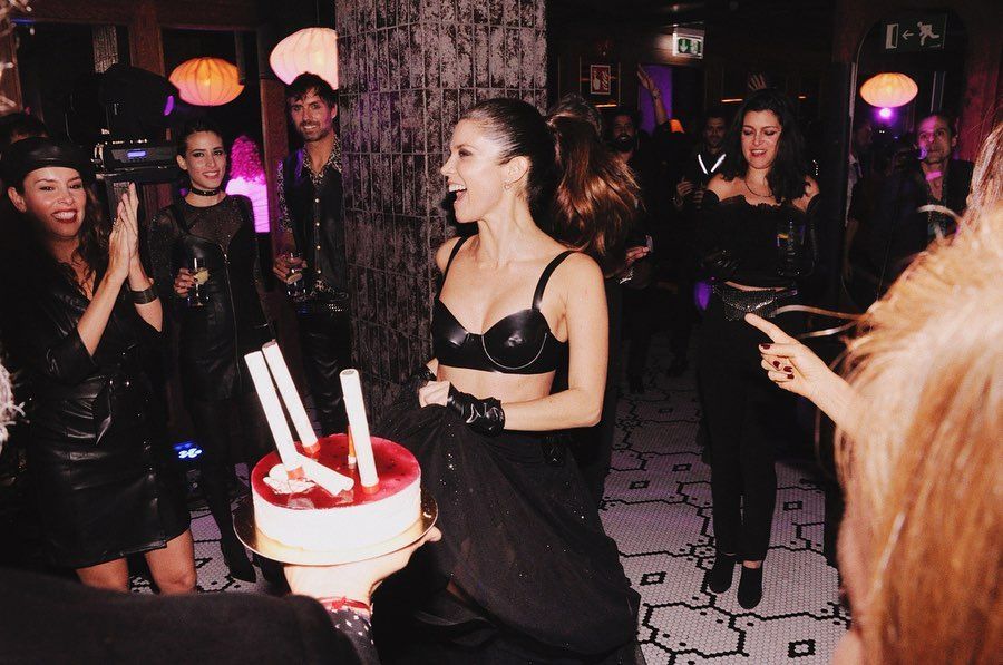 Juana Acosta en su fiesta de cumpleaños
