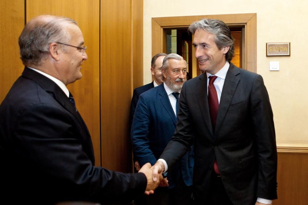 Visita a Gijón del Ministro de Fomento. Íñigo de la Serna