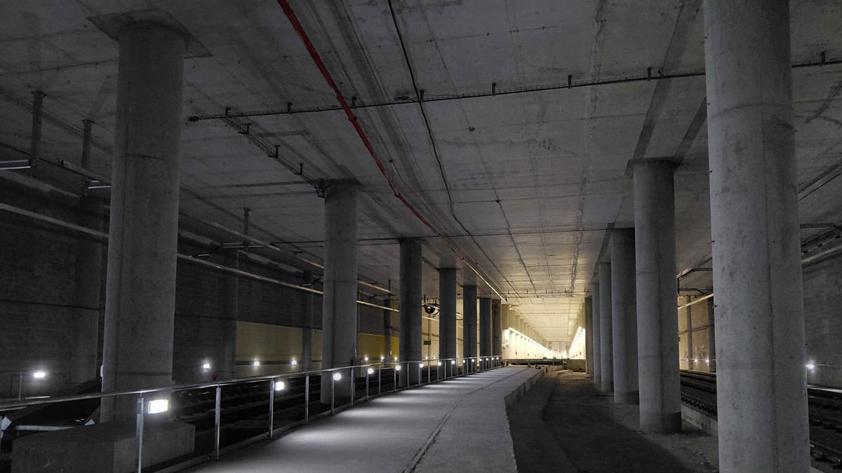 Adif acaba las obras del acceso ferroviario del aeropuerto del Prat