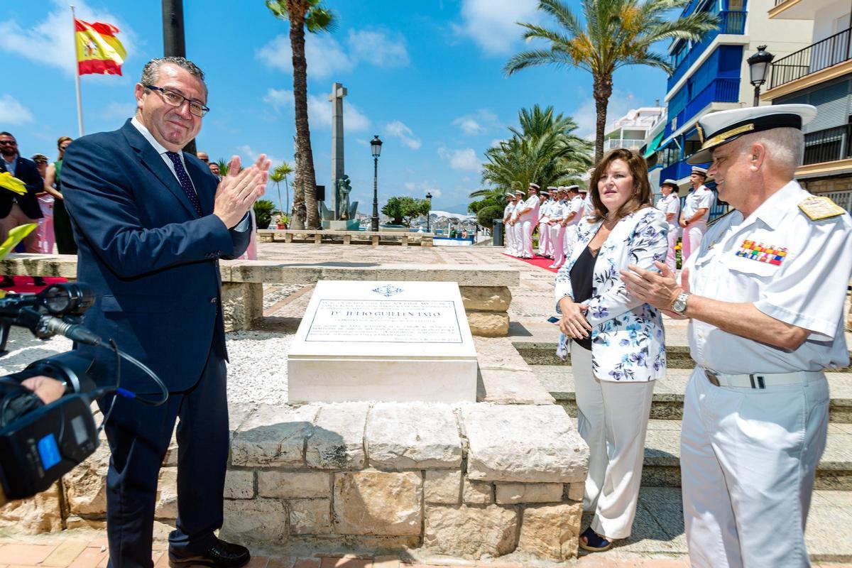 Benidorm homenajea a los Caídos en la Mar y al Arma Submarina