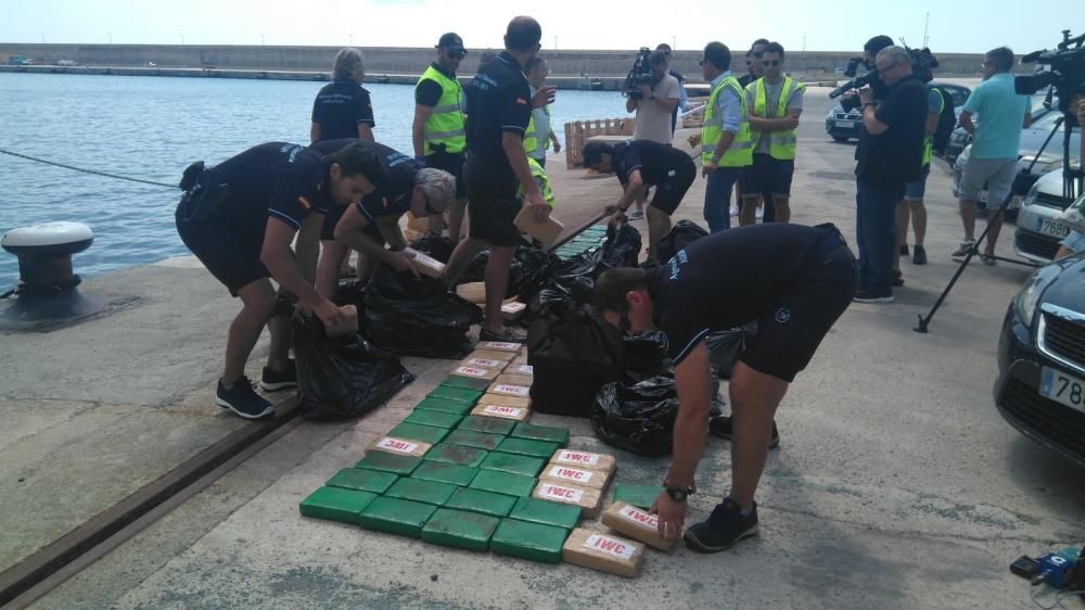 Zoll beschlagnahmt 300 Kilo Kokain auf Yacht vor Mallorca