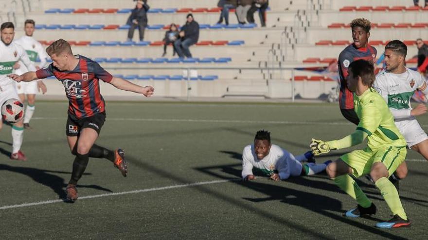 Pablo Carrascosa celebra un gol.