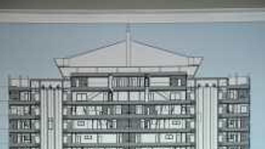 A la izquierda, maqueta del In Tempo. A la derecha, estado de la obras con la caseta para la sala de máquinas de los ascensores.