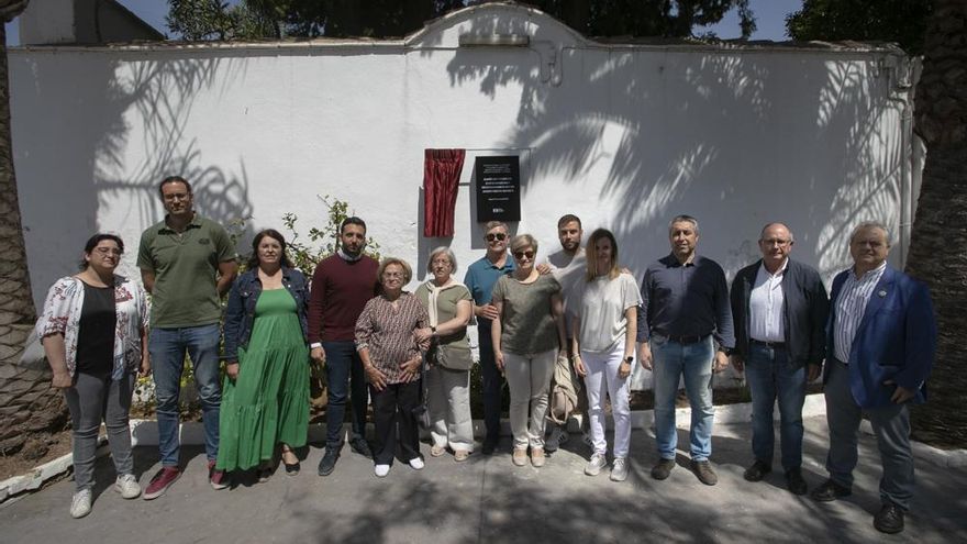 Cuatro vecinos de Sagunt que sufrieron la barbarie nazi en el campo de Mauthausen ya tienen un lugar donde ser recordados en la entrada del cementerio de Sagunt