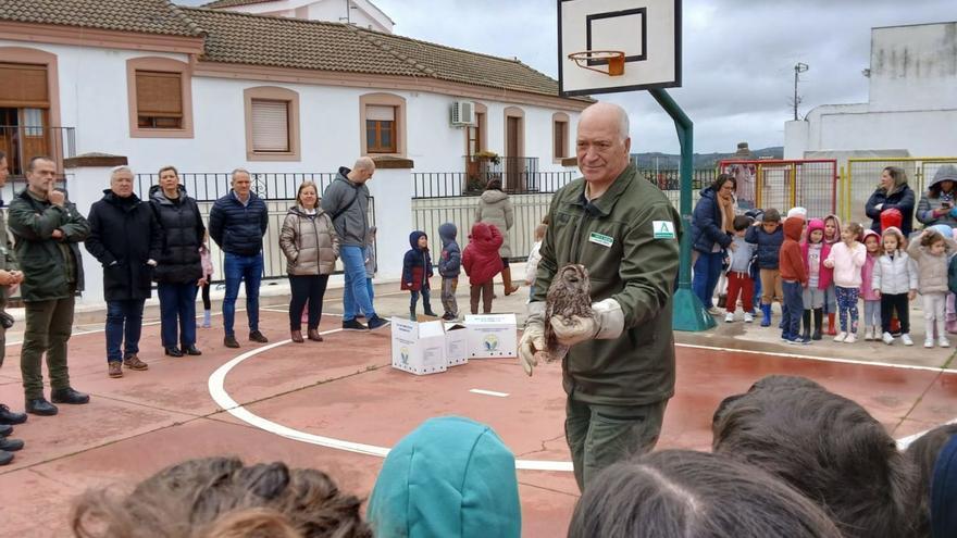 Suelta de aves para concienciar sobre la biodiversidad