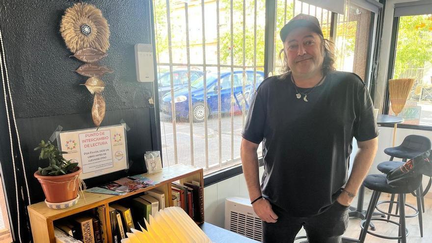El barrio de Cáceres donde los libros ya viajan de vecino en vecino