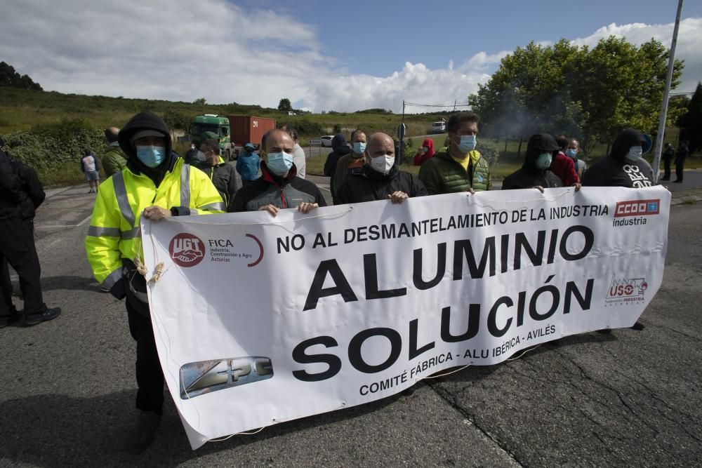 La plantilla de Alu Ibérica se moviliza