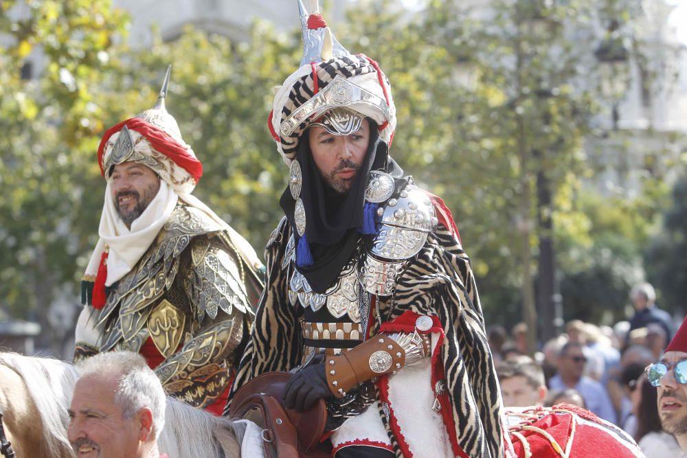 Alardo de Moros y Cristianos por el Nou d'Octubre