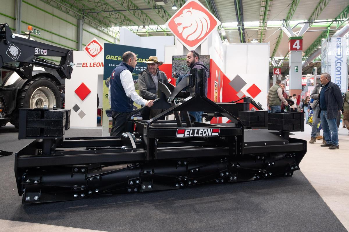 El Double Green Predator de El León, expuesto en la FIMA 2026.