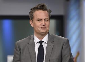 Detenidos cinco implicados en la muerte de Matthew Perry: su asistente y dos médicos, entre los acusados