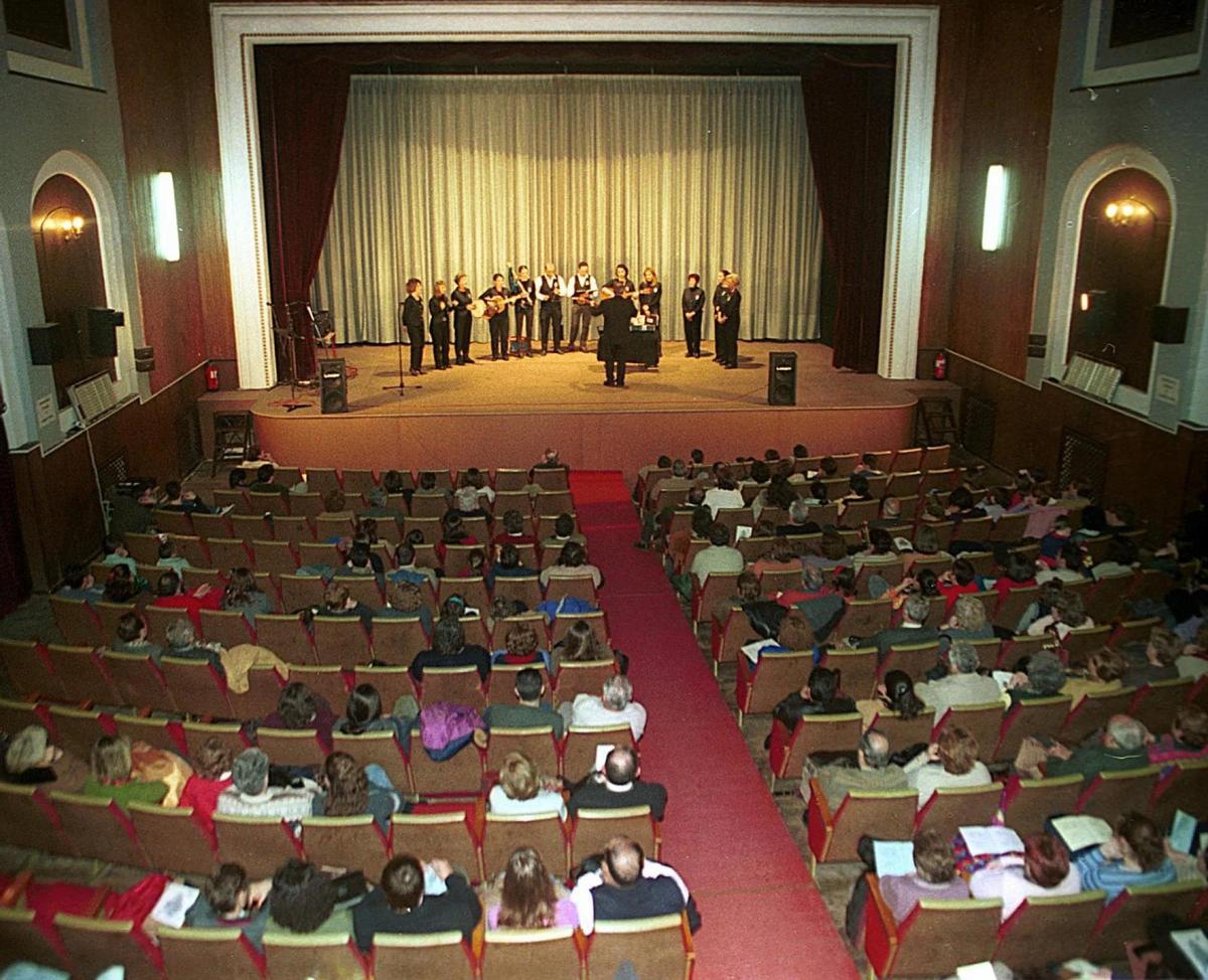 Cine Colón de Cangas de Onís