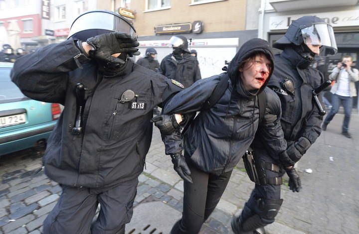 PROTESTA DE BLOCKUPY ANTE LA SEDE DEL BCE