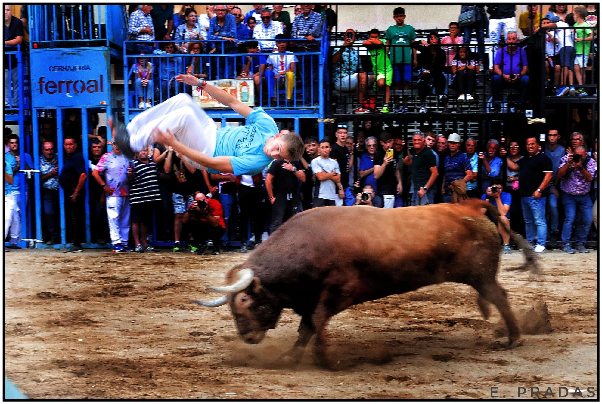 Espectacular voltereta en fiestas de Vila-real