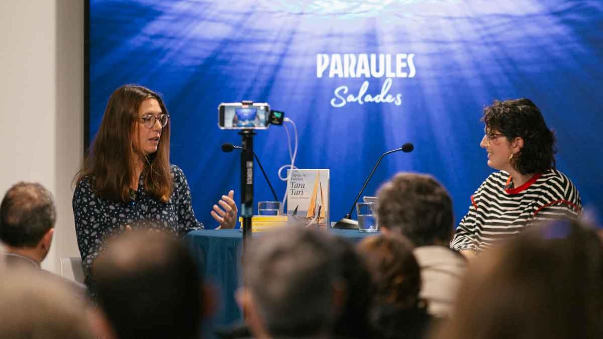 Primera trobada del cicle literari Paraules Salades.