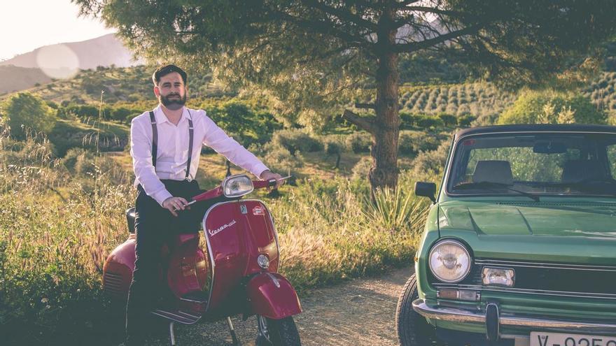 El gesto solidario que devuelve a Alozaina su concentración de coches clásicos siete años después