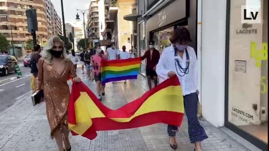 Reivindicación LGTB+ frente al cuartel de San Juan de Ribera