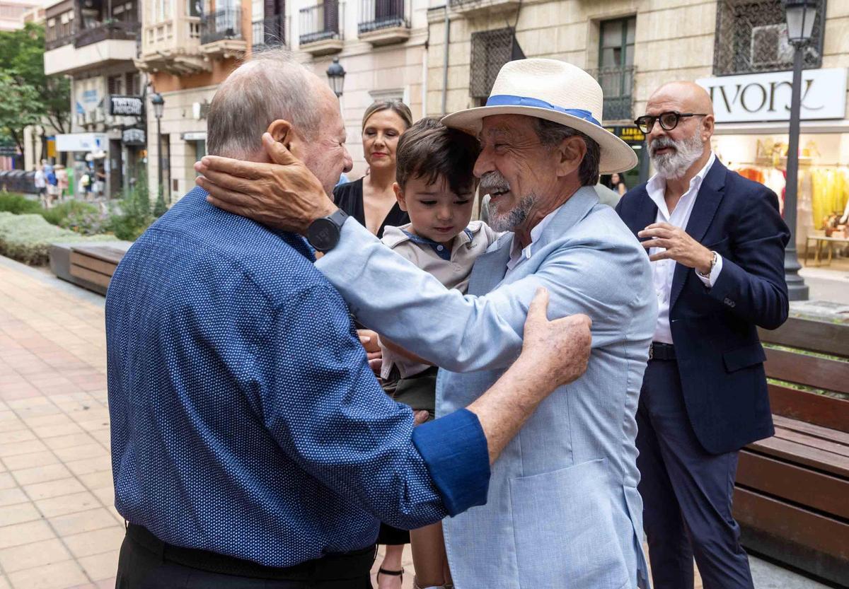 El Teatro Principal de Alicante acoge la presentación de Luis Francisco Esplá: al servicio del arte