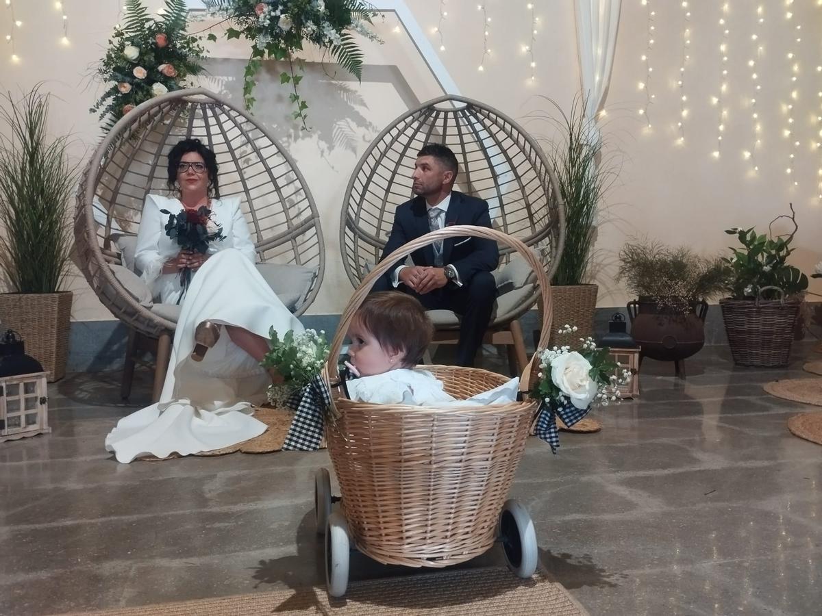 La boda de los mejores amigos, Sara y Bruno, en Llanera, en imágenes