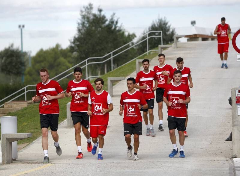 Fotogalería del primer entrenamiento del CAI Zaragoza