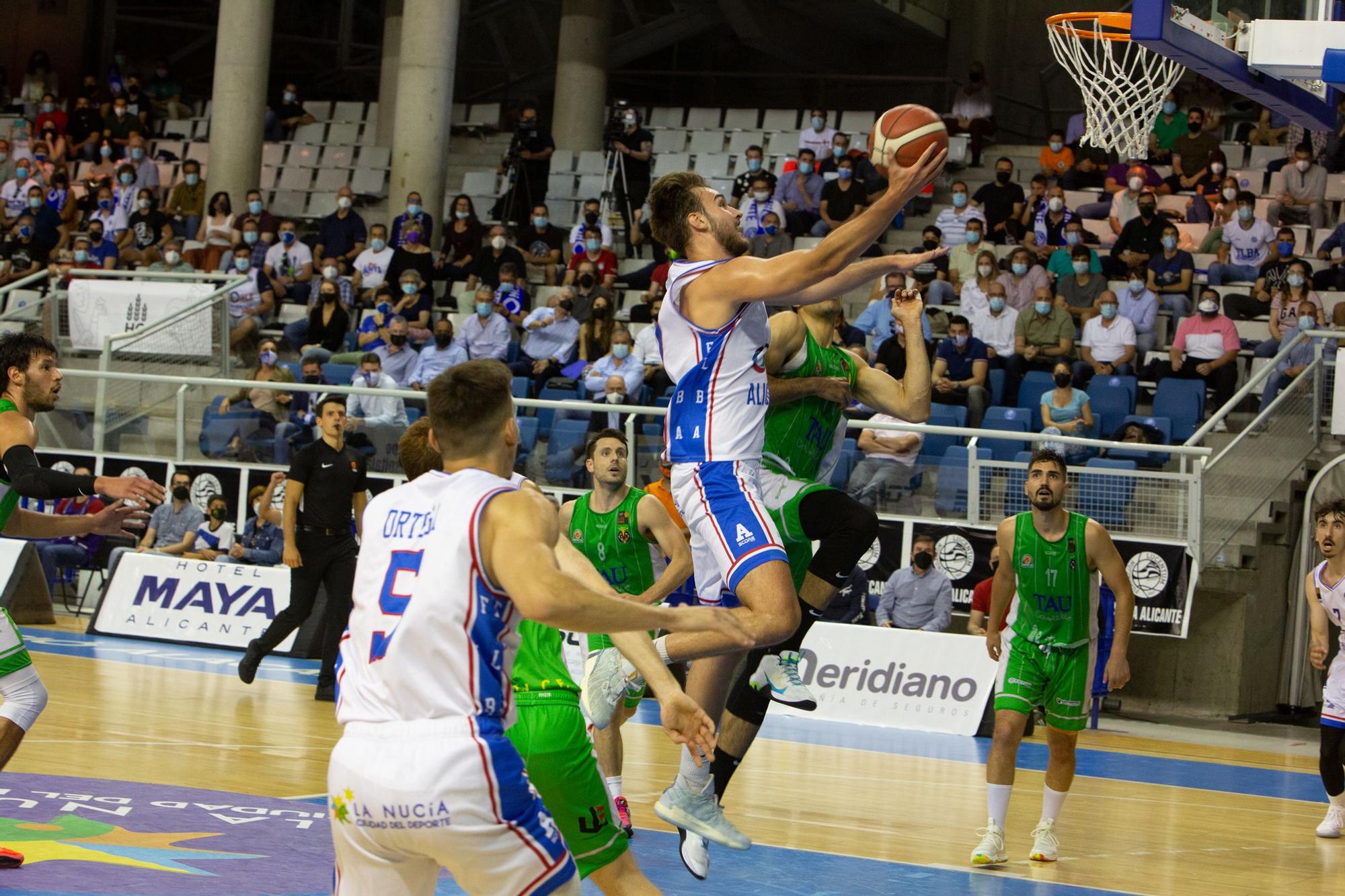 El HLA se impone al TAU Castelló por 71-66