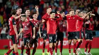 El milagro del Mirandés: de no tener jugadores a ser segundo... ¡con solo siete goles!