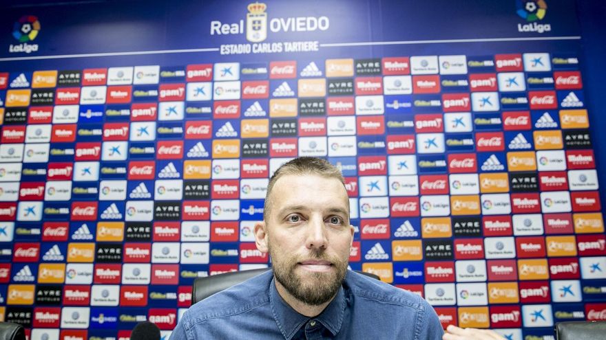 Y Michu encontró su sitio en los despachos del Burgos: &quot;En Oviedo no tenía mando en plaza&quot;