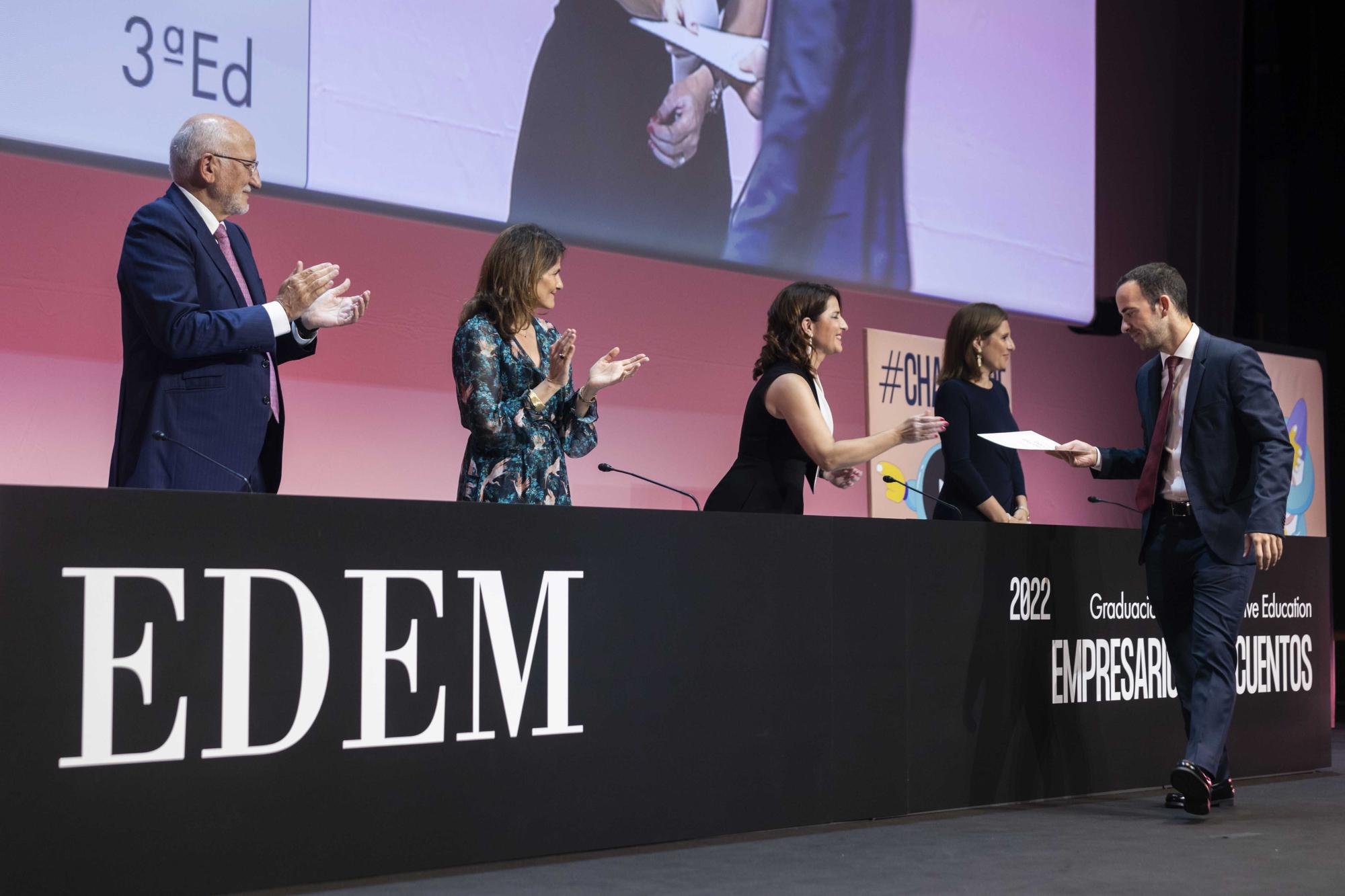 Graduación alumnos EDEM Escuela de Empresarios 2022 en València