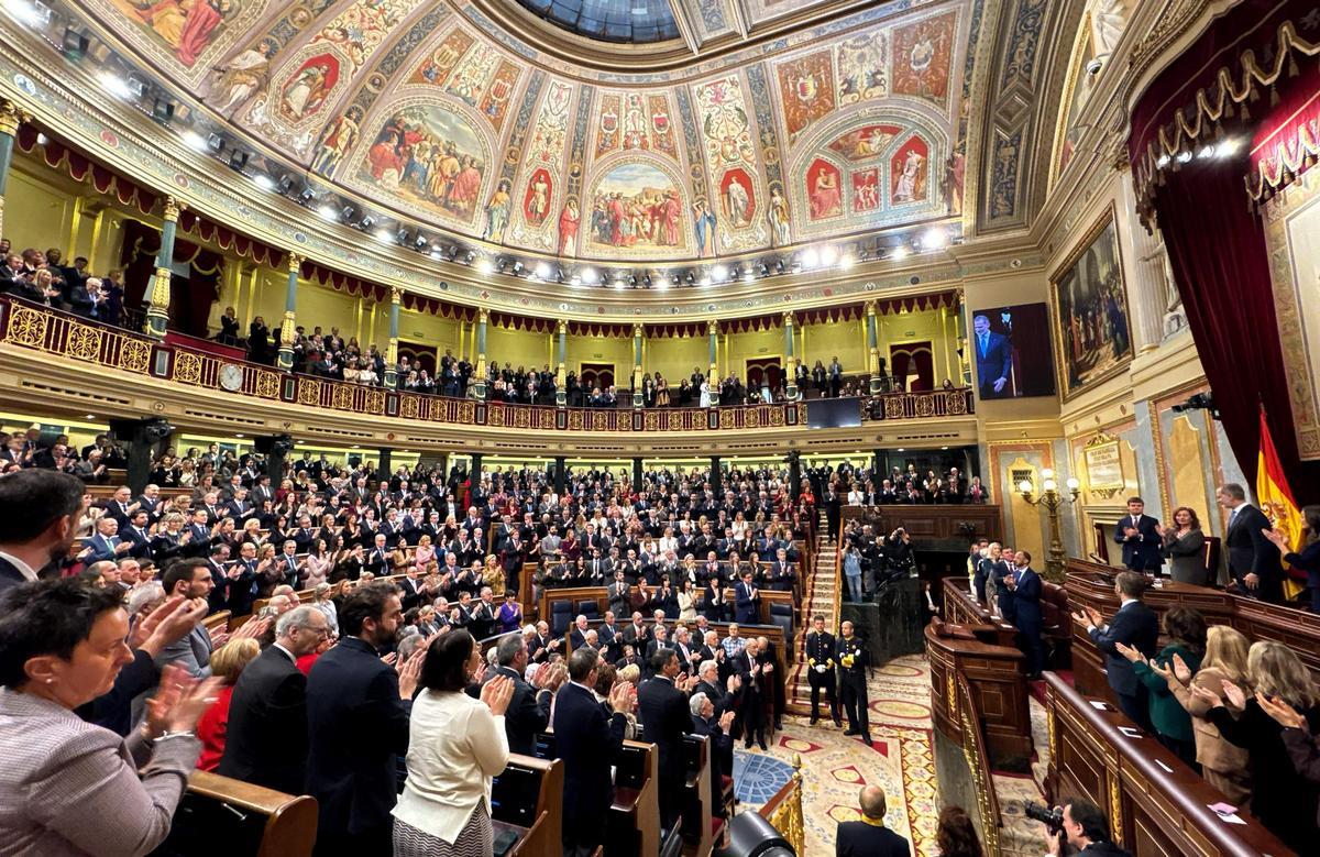 Acto institucional ‘Nuestra Constitución más longeva’. Los reyes Felipe VI y Letizia.