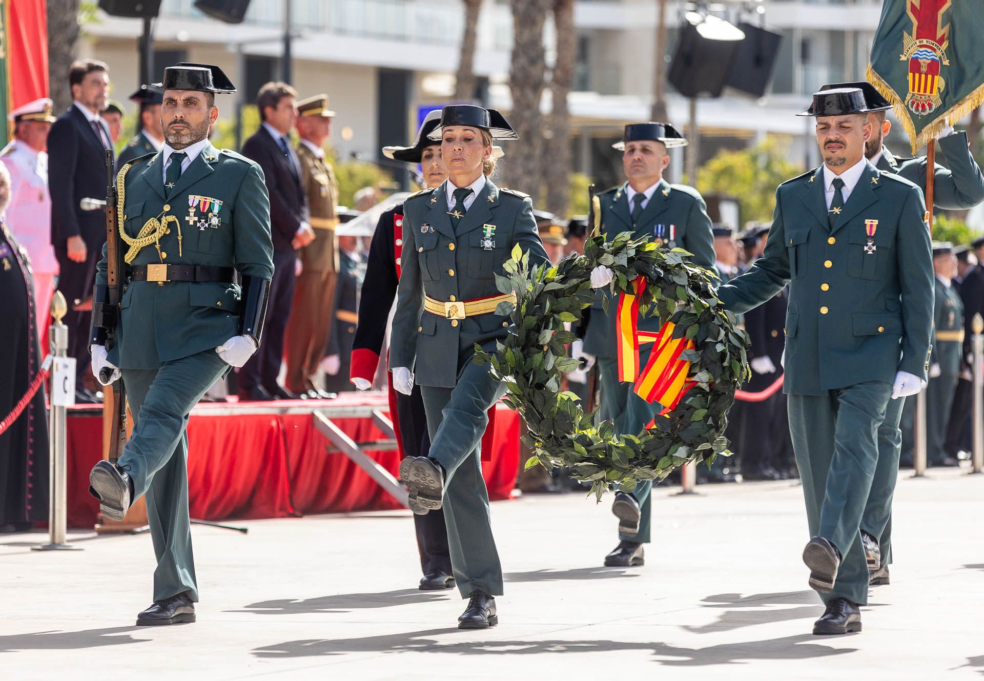 La Guardia Civil de Alicante celebra el día de la Virgen del Pilar en el Puerto