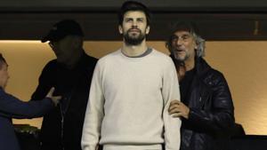  Piqué, el 24 de febrer en un partit a l’Estadi Azteca de Mèxic. | R. CUNHA / REUTERS