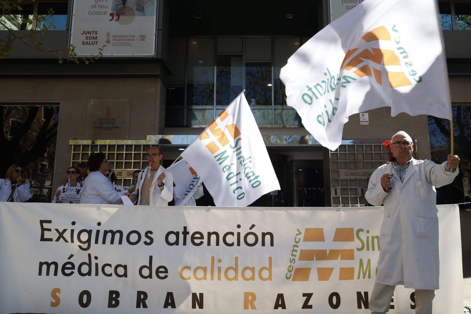 Protesta de la huelga de facultativos del sindicato médico