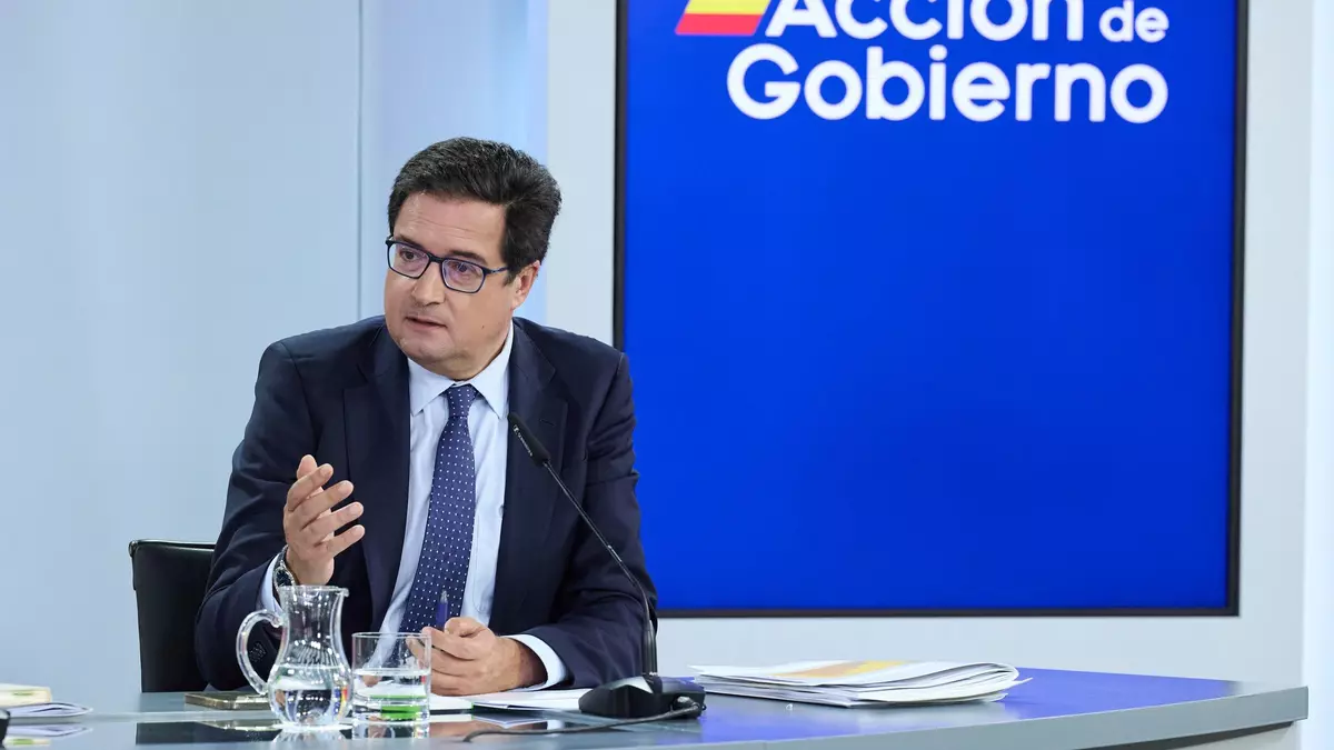 El BOE publica la oferta de empleo público 2025, con 36.588 plazas, casi un 9% menos