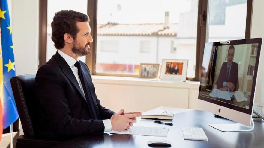 Casado reclama la creación de una comisión en el Congreso para debatir la reconstrucción