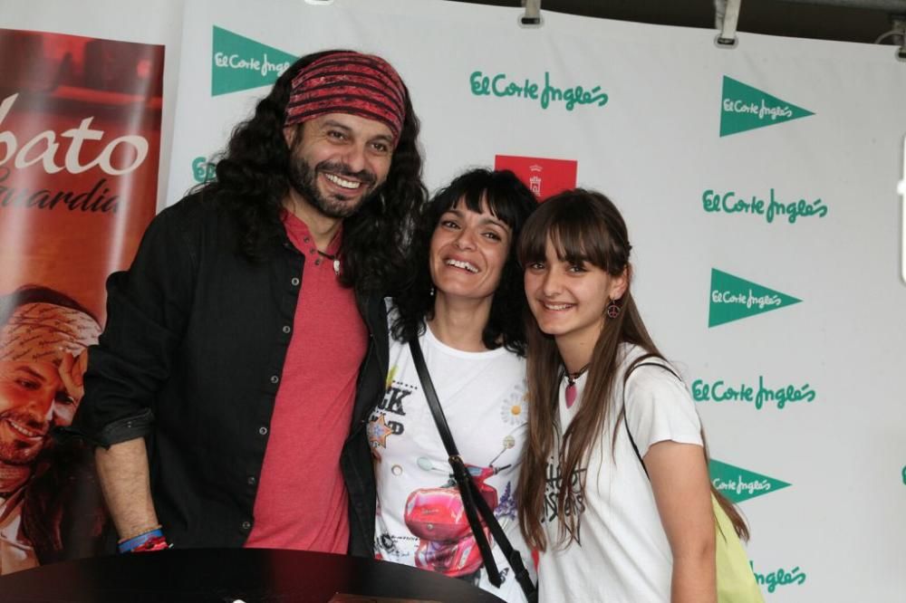 Firma de discos de El Arrebato en El Corte Inglés de Murcia