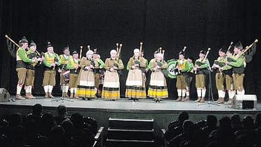 El Filarmónica se llena con música asturiana