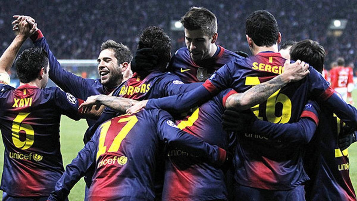 Los jugadores del Barça celebran el primer gol marcado ante el Spartak de Moscú