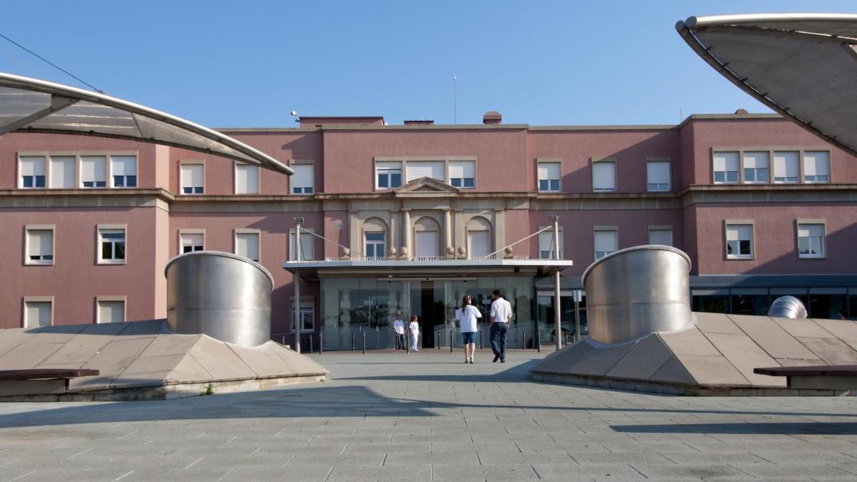 Façana principal de l&#039;Hospital de Figueres.