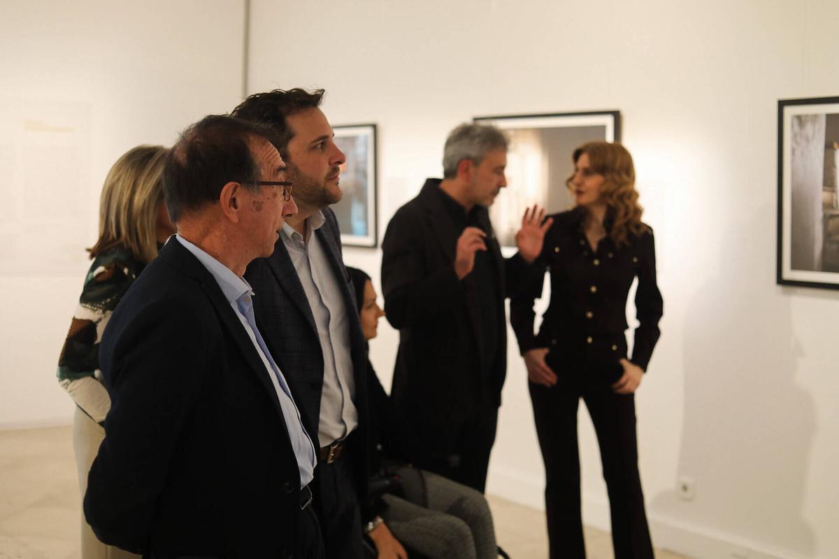 Zamora. inauguración de la exposición "Ciertos deslumbramientos" que aúna fotografías de José Ramón Vega y textos de Tomás Sánchez Santiago.