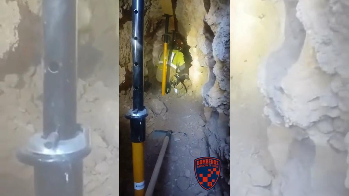 Rescate de la vaca que había caído a la acequia