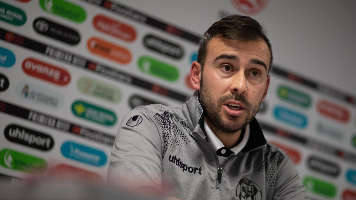 Yago Iglesias, entrenador del Zamora CF.