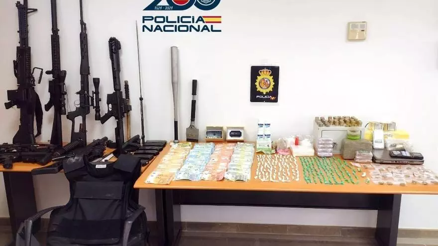 La Policía Nacional desmantela un punto de venta de droga en Coria del Río