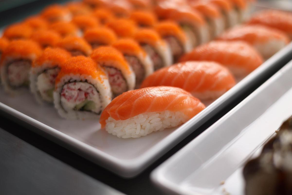 Nigiri de salmón, un clásico en el restaurante japonés.