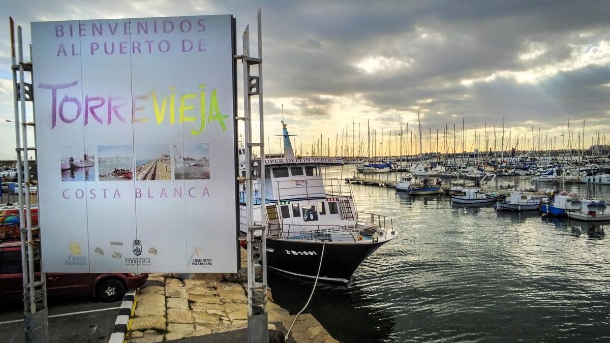 Un muelle protegido sin agua Un muelle protegido sin agua