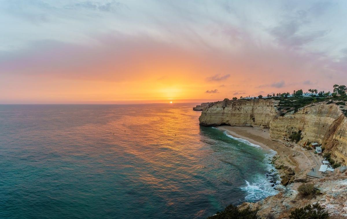 Praia do Vale Centeane, ruta Siete Valles Colgantes