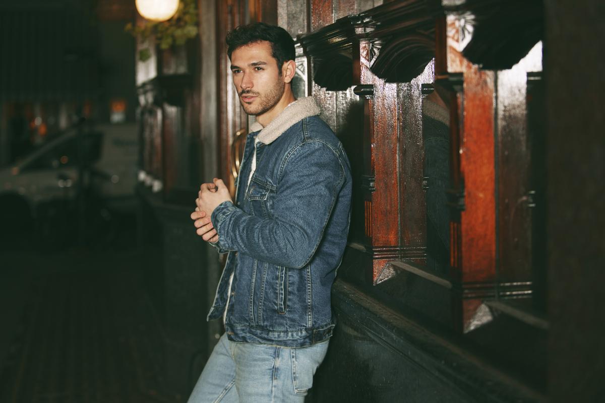 Los vaqueros Levi's que no te quitarás en lo que queda de año rozan su precio mínimo